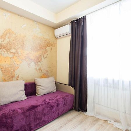 New Studio In The Center - Korolenka Str. 25/62 Apartment Harkiv Exterior foto